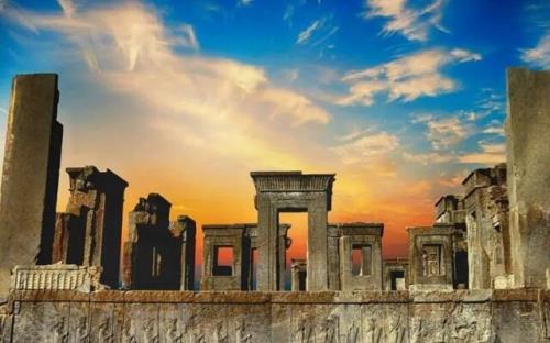 حقیقت یا شایعه فضای مجازی در تخریب آثار باستانی فارس