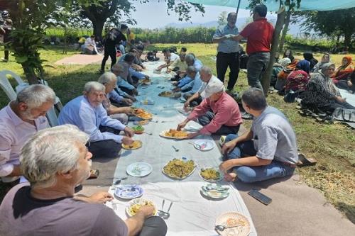 شکرگزاری کشاورزان چایجان در آیین ۲۵۰ ساله شیلان